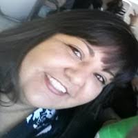 Miriam Leal's Instagram, Twitter & Facebook