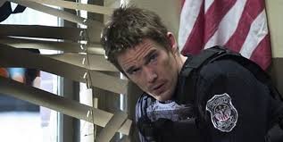 'assault on precinct 13 is not so much a remake as a riff on an old familiar plot: Das Ende Assault On Precinct 13 Erscheint Im Mediabook Dvd Forum At