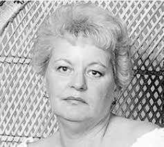 Karen Schmidgall's Instagram, Twitter & Facebook