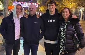 João félix sequeira is a portuguese international football player who plays as a winger or support striker at atletico madrid. Carlos Sequeira Meet Father Of Joao Felix Vergewiki