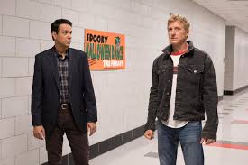 Cobra kai continues the karate kid franchise with a blend of pleasantly corny nostalgia and teen angst, elevated by a cast. Cobra Kai Cast All The Karate Kid Stars Who Appear In The Netflix Show