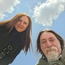 Crea un hermoso marco con rollos de papel higiénico 🧻