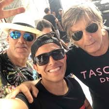 Paul Guillen (@paulguil)