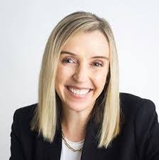 Erin Squire's Instagram, Twitter & Facebook