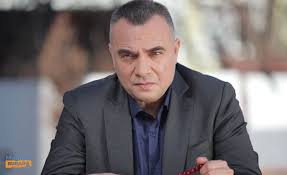 Oktay kaynarca adlı kişinin biyografisinin, yer aldığı filmlerin, fotoğrafların ve oktay kaynarca ile ilgili haberlerin olduğu intersinema.com sayfasıdır. Oktay Kaynarca Az Kaldi Dedi Ve Bunu Paylasti