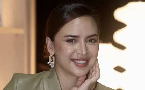 Diana Danielle files 'nusyuz' application against husband Farid