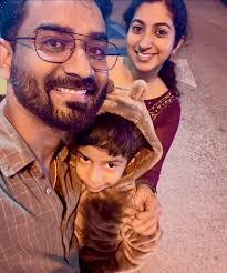 എന്റെ രാജ കുമാരൻ Mr Jeff Jose ഇപ്പോൾ ചെറിയ പുള്ളിയൊന്നുമല്ല psychology  madras Appolo യുൽ നിന്നും ബിധുരവും Conastoga university Canada യിൽ നിന്നും  ബിധുനാന്തര ബിദുരവും ...