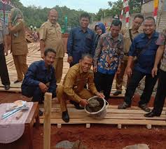 Tunggulah sampai proses pencarian sinyal tersebut selesai. Infopublik Bupati Subang Tandai Dimulainya Pembangunan Rumah Bersubsidi Padaasih Permai