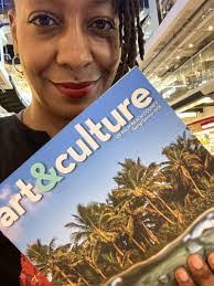 Deshundra Smith's Instagram, Twitter & Facebook