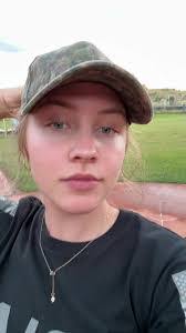 Evie Farmer's Instagram, Twitter & Facebook