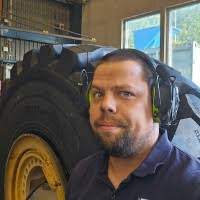 40+ "Max Stark" profiles