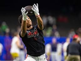 Georgia football commit shows off elite hands in social media post