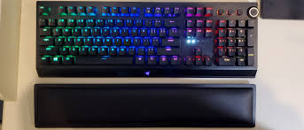 For my keyboard, i have reactive for keys i press and sound meter in the background. Razer Blackwidow V3 Pro Wireless Gaming Keyboard Review Full Sized Fun Tom S Hardware