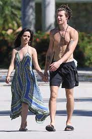 Jul 17, 2021 · camila cabello was spotted rocking a sports bra and leggings after enjoying an outdoor workout with her mother, sinuhe estrabao, in los angeles on friday, july 16. Camila Cabello Brasil Midia On Twitter Shawn Mendes Camila Cabello And Shawn Mendes Camila Cabello