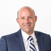 Darren Krongold — Reviews & Property Sales