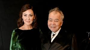 Check spelling or type a new query. Country Legende John Prine Ist Mit 73 Jahren Verstorben Promiflash De