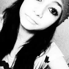 Julia Perea (@3210d8241656481)