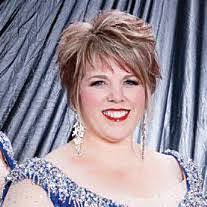 Donna Wilkie's Instagram, Twitter & Facebook