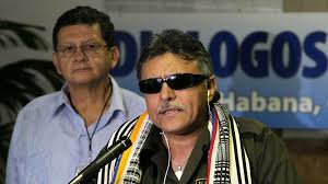 Al conocer unirse a las farc, seuxis pausias hernández solarte, quien falleció en venezuela, según confirmó la 'segunda marquetalia', adoptó el alias de 'jesús santrich'. Cdyilleibdxghm