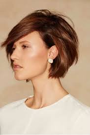 Carre Court Glamour Cheveux Legers Coupe Cheveux Fins Carre Cheveux Fins