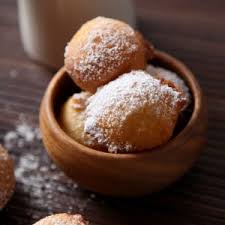 Olive garden desserts zeppole : Light And Fluffy Zeppole Addictive Italian Doughnut Holes Baking Beauty