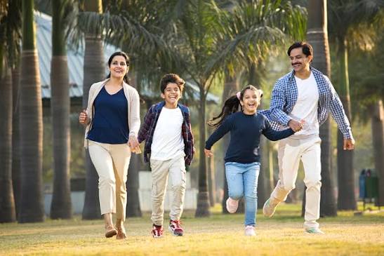 Why Family Health Insurance: Benefits, Types & More | PNB MetLife
