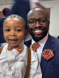 ☀️ Good Monday Morning Facebook Family, help me in congratulating my cousin  and his beautiful wife