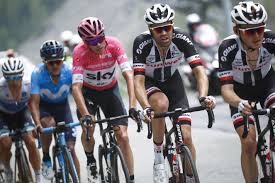 Team sunweb itt training before giro d'italia 2019 stage 1 tom dumoulin dangerous moment with a pedestrian san luca climb. Giro D Italia 2019 How To Watch Where It Starts Who Won In 2018 And 2017