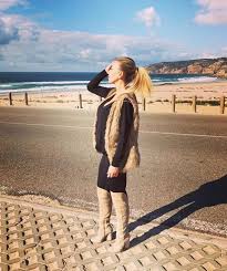 Laura revela que a gravidez está prevista acontecer entre 24 de fevereiro e 24 de março. Caras Laura Figueiredo Vive Gravidez Em Pleno