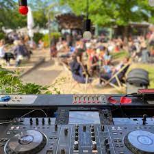 Find on the map and call to book a table. Stream Lundee Central Park Hamburg 10 06 2020 Part I By Lundee Listen Online For Free On Soundcloud