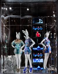 Pin By Sophie Tortladze On Mcqueen In 2020 Alexander Mcqueen Savage Beauty Met Museum Savage Beauty