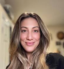 Chelsey Bauer's Instagram, Twitter & Facebook