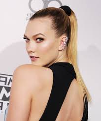 I Dream of Jeannie' Ponytails Are a Popular Look