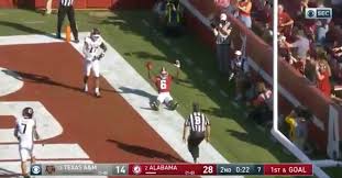 Smith has 105 catches for 1,641 yards and 22 total touchdowns going into the final game of his college career — which will also be his third national championship game. Walking The Tight Rope Alabama S Devonta Smith Makes Spectacular Touchdown Catch