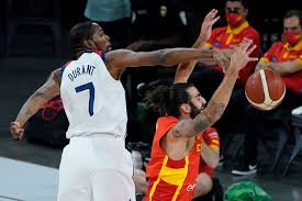 The spanish basketball player is married to sara. Ricky Rubio Honors Saitama Teller Report