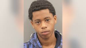 Teen arrested for shooting, killing man behind north Houston Walmart, 5  others still at large