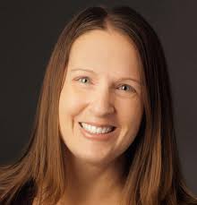 Kim Dibble's Instagram, Twitter & Facebook