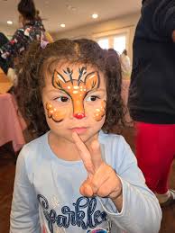 🎨 Meet the Maker Alert! 🎉 We're excited to introduce Jana Carter with  Brush and Bloom by Jana, a talented local artist and professional face  painter, to the September Lightfoot Farm Market!