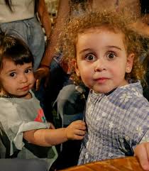 Los milagros existen, y sino miren a ellas dos. Hoy la prima Inesita cumple  3 🎂♥️. Una vidita de amor compartida. Y para siempre.