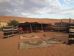 Wahiba sands, or sharqiya sands as it's also known, spans a couple hundred kilometers and with the exception of a handful of desert camps and a few basic bedouin settlements, is fairly desolate. Morgens Halb Acht In Der Wuste Picture Of Nomadic Desert Camp Wahiba Sands Tripadvisor