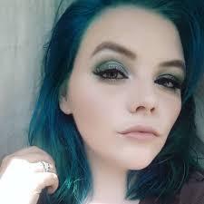 Alice Sharp's Instagram, Twitter & Facebook