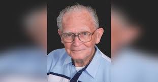 Mitzi Pitts's Instagram, Twitter & Facebook