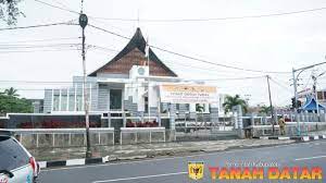 West sumatra, indonesia · 12 hotels available. Berita Pemerintah Kabupaten Tanah Datar Tanah Datar Nihil Sumbar Bertambah 11 Orang Positif Covid 19