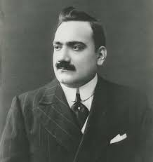 Caruso's voice was very unique and incredible versatile (see sidebox). Enrico Caruso Voice Of The Century Euroarts