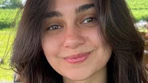 Amanda Nascimento's Instagram, Twitter & Facebook