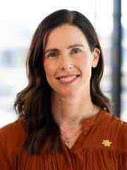 Professor Amanda Ullman