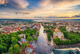 Commonly referred to as the marine (or summer) capital of bulgaria, varna is a major tourist destination, business and university centre, seaport, and headquarters of the bulgarian navy and merchant marine. Entdecken Sie Das Beste Der Bulgarischen Meereshauptstadt Mit Der Varna City Card