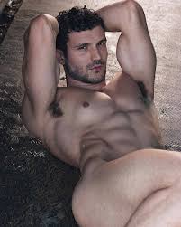 Muscle - Nude Men, Nude Male Models, Gay Selfies & Gay Porn