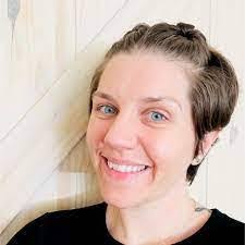 Danielle Birriel's Instagram, Twitter & Facebook