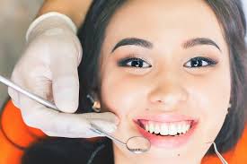 Perawatan untuk gigi kuning yang penuh kerak yang membandel tentunya akan lebih sulit dibandingkan perawatan untuk gigi kuning biasa. Kenali Berbagai Penyebab Dan Cara Menghilangkan Gigi Kuning Alodokter